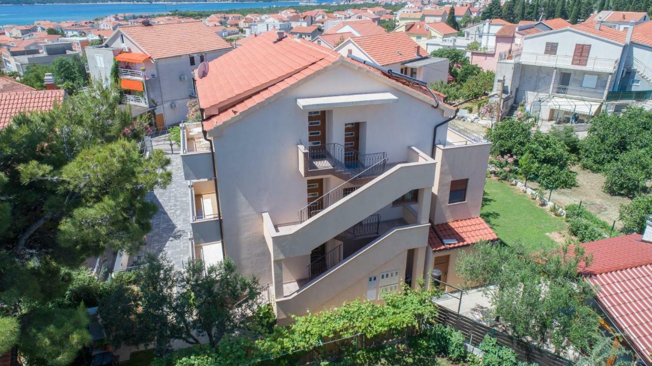 Iva Apartmani 沃迪切 外观 照片