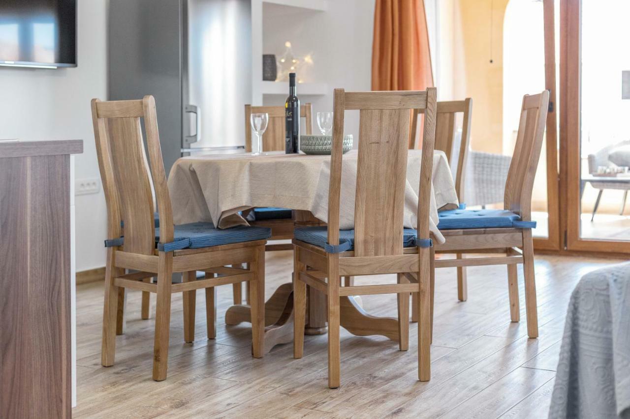 Iva Apartmani 沃迪切 外观 照片